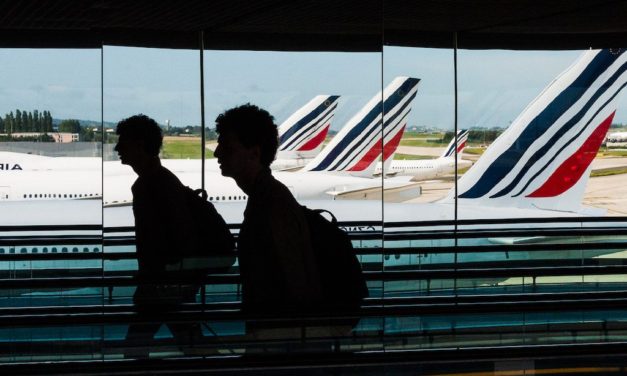 Ανάλυση: Το 65% των Ευρωπαίων σχεδιάζει ένα ταξίδι αναψυχής με αεροπλάνο το 2021