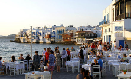 Πάνω από 14 εκατ. τουρίστες το 2021 στην Ελλάδα – Ποιοι άφησαν το περισσότερο χρήμα
